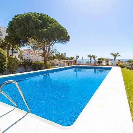 2 Bedroom In Parador With Pool And Seaview Nerja Exterior photo